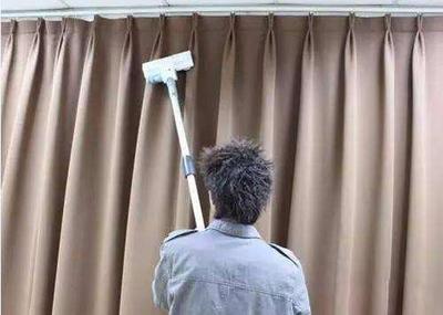 清洗窗帘