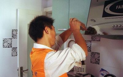 维修抽油烟机